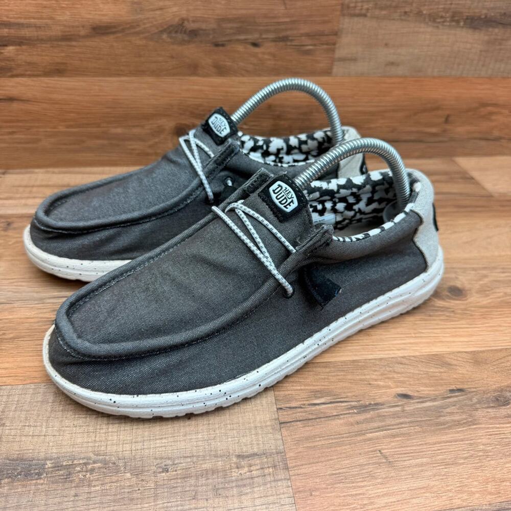 Hey Dude Mens size 8US 7UK Wally Stretch Canvas Casual Slip On Shoes
